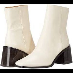 Sam Edelman Winnie boot in white